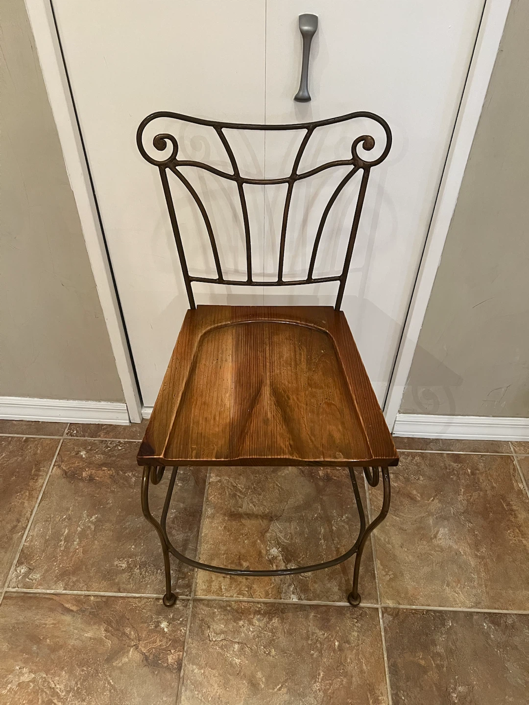 2 Metal and Wood Accent Chair