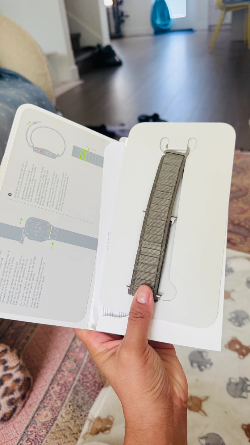 Apple Watch Trail Loop Band - Olive Green