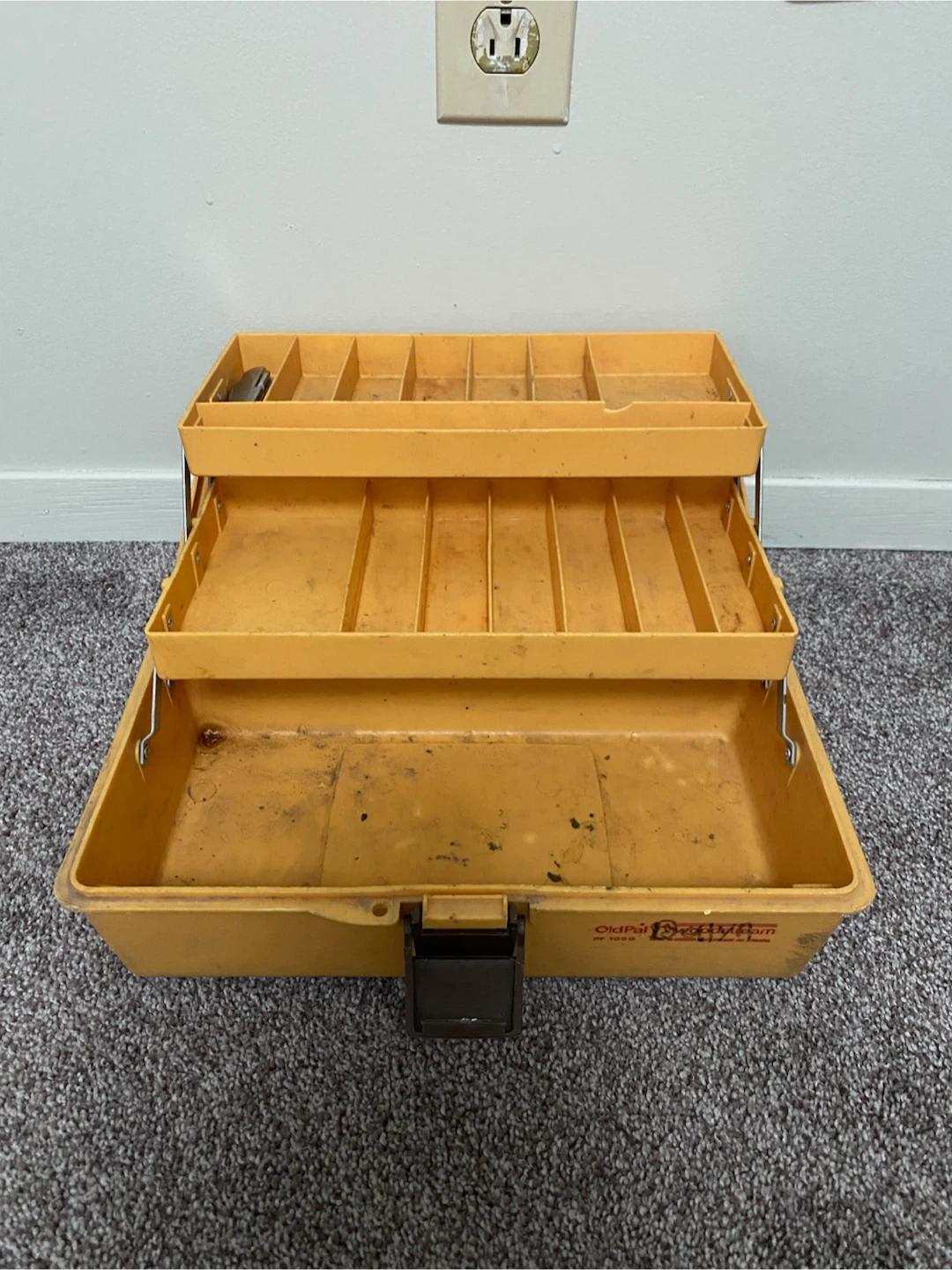 Fishing tackle box - photo 2