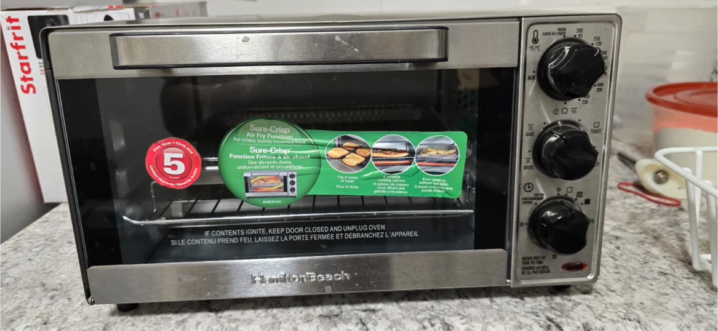 Hamilton Beach Sure-Crisp Air Fryer Toaster Oven - photo 2