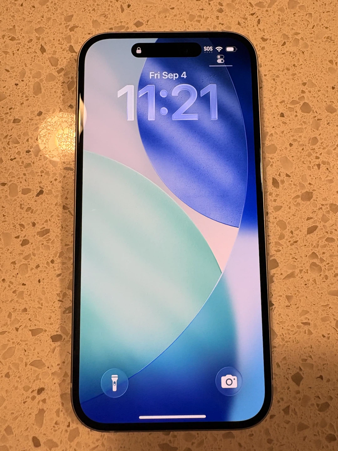 Apple iPhone 15 - 128 GB - White