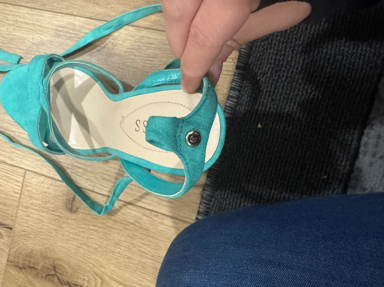 Guess Teal Suede Lace-Up Heels - photo 2