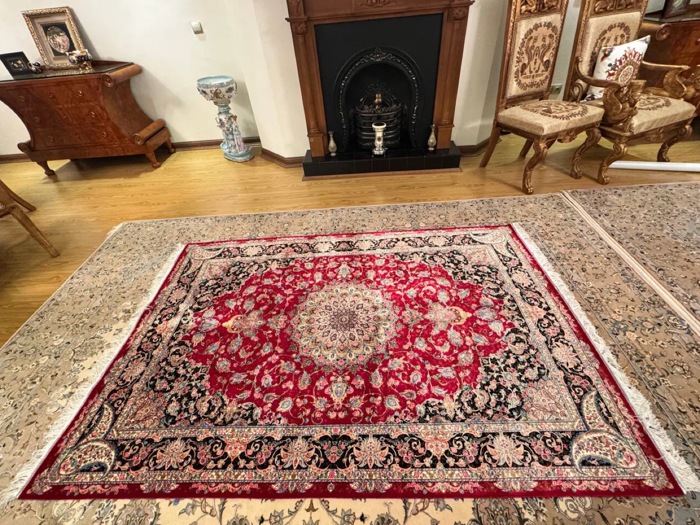 Area Rug - Red and Black Floral - photo 2