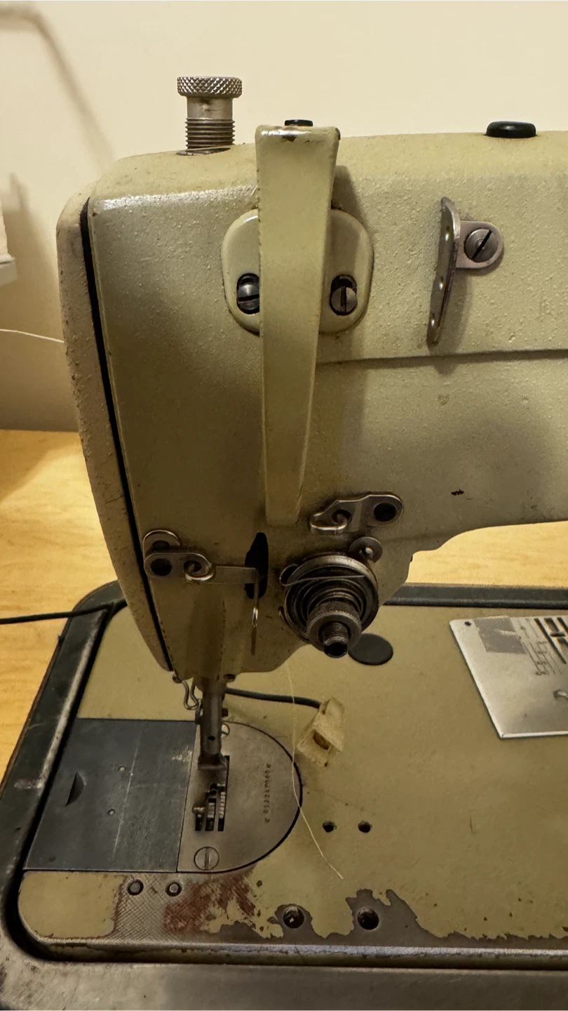 Union Special 63400KB Industrial Sewing Machine - photo 3