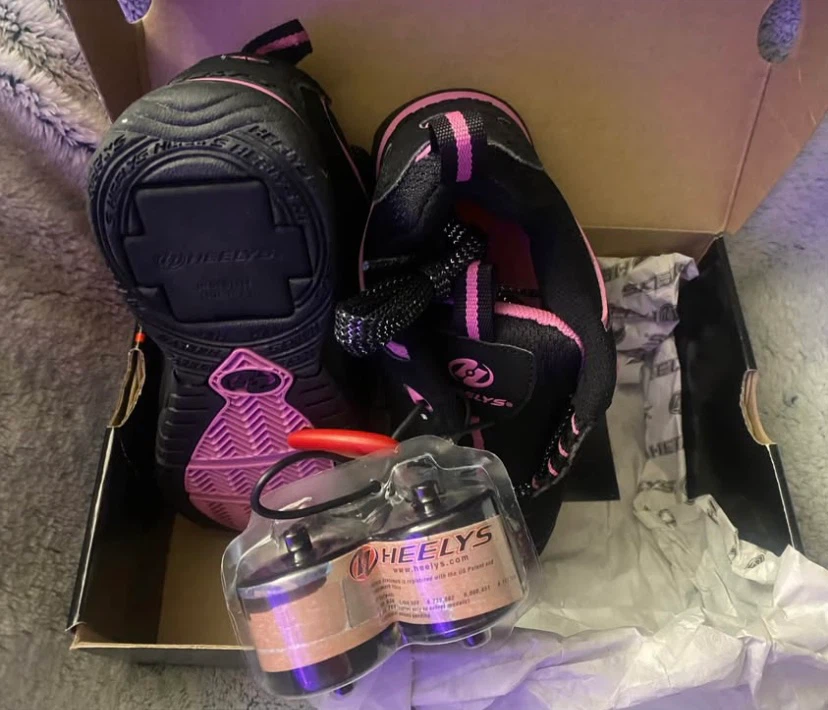 Heelys Glitz Style #9119 Black/Pink Shoes - photo 4
