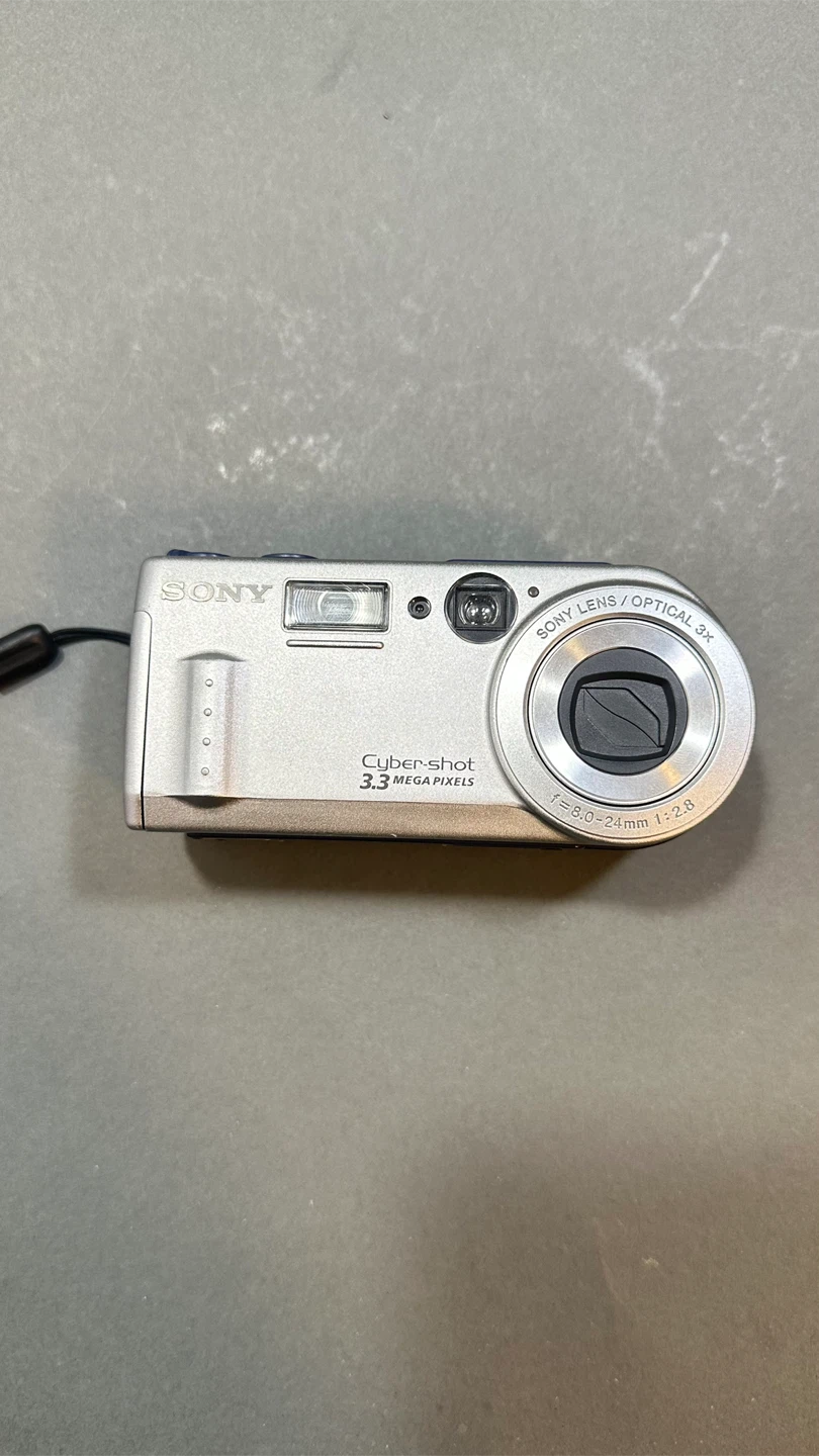 Sony y2k digital camera