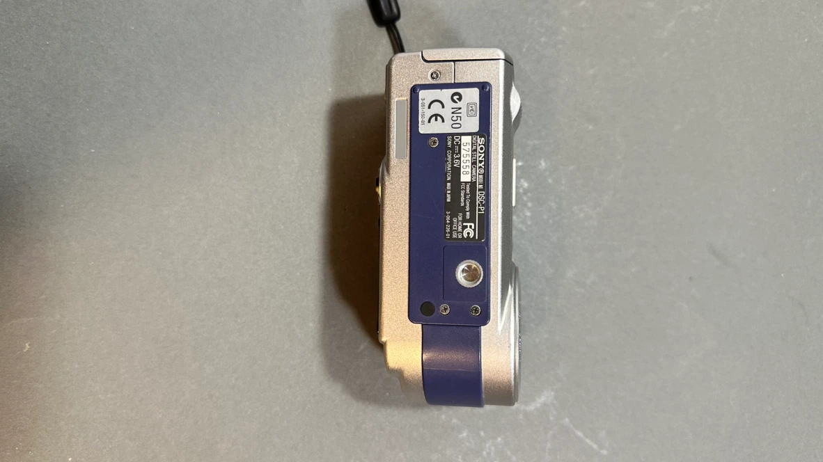 Sony y2k digital camera - photo 5