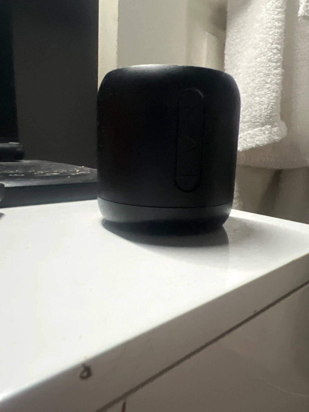 Black Portable Bluetooth Speaker