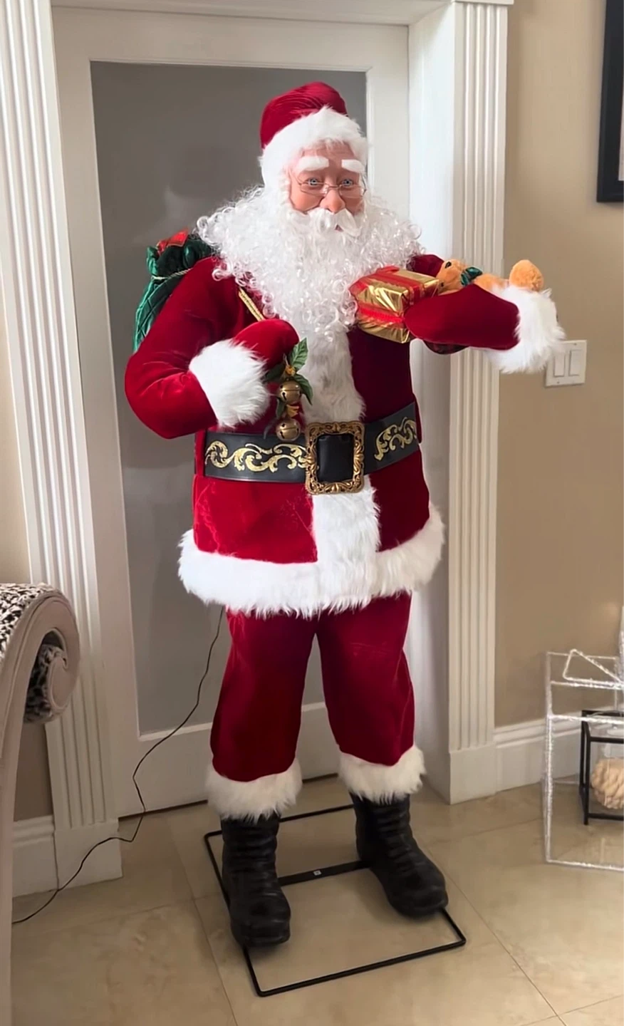 6ft. Animated Santa - English Speaking