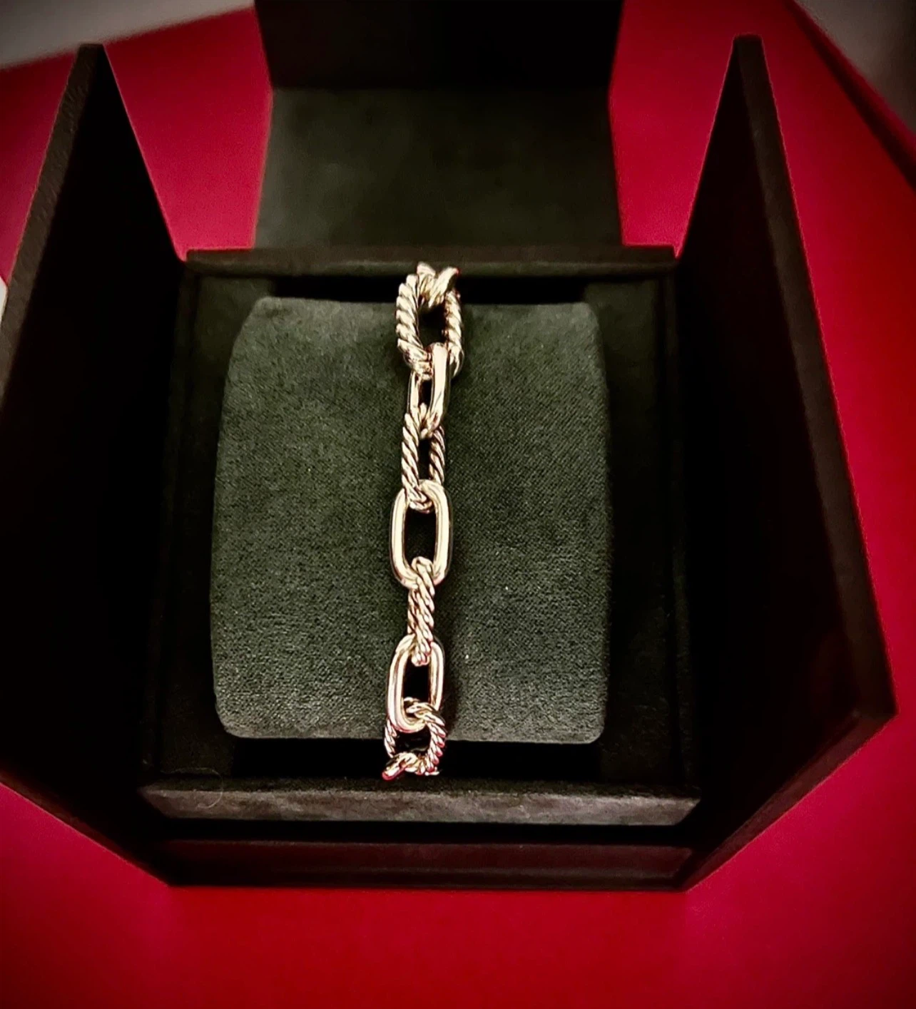 David Yurman Madison Bracelet, Silver, 8.5mm (Retail $800) - photo 3