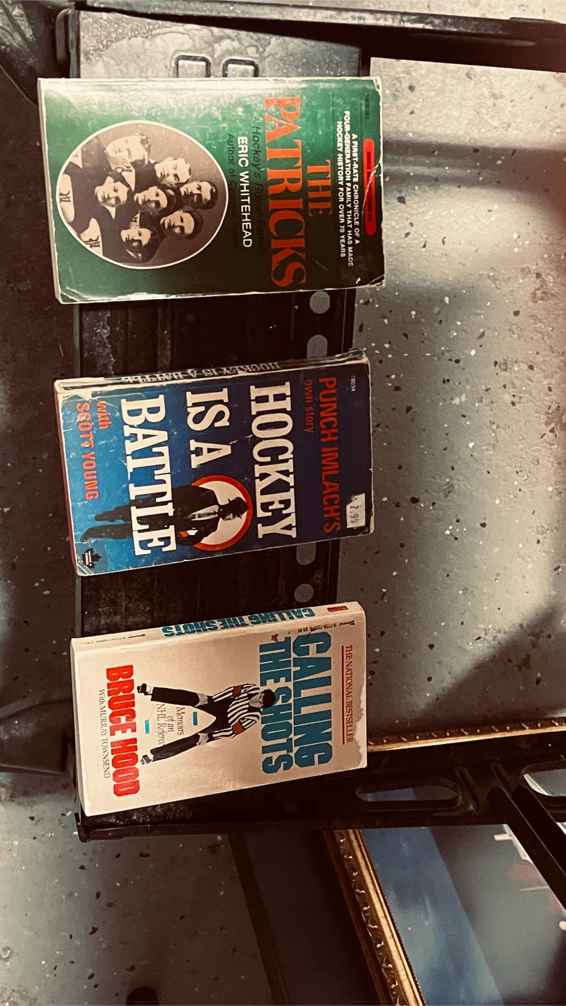 Labour Day Books $0.50 pocketbooks 11-3