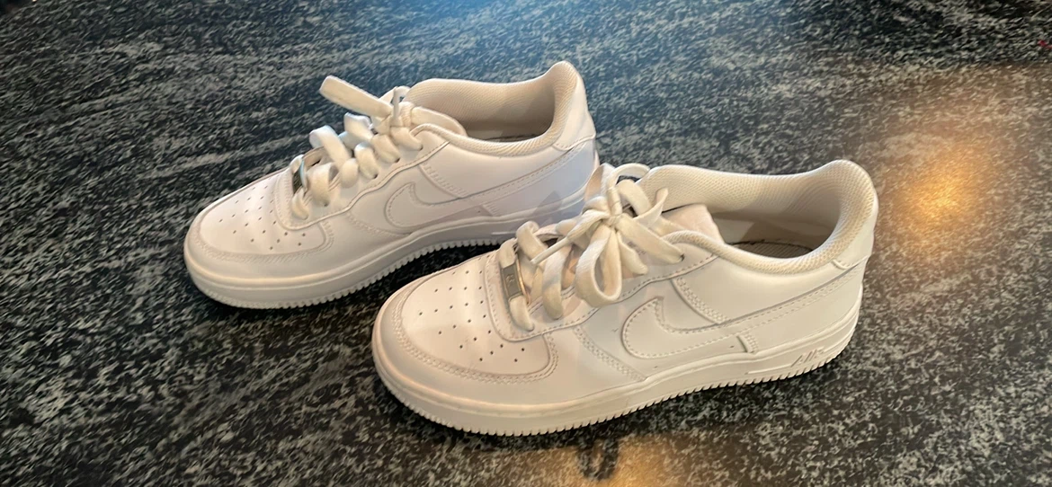 Nike Air Force 1’s - youth - photo 2