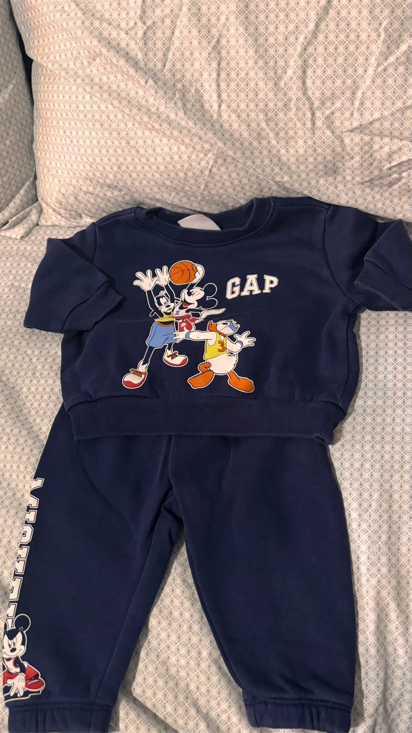 Kids Nike Black Hoodie and Joggers Set - photo 2