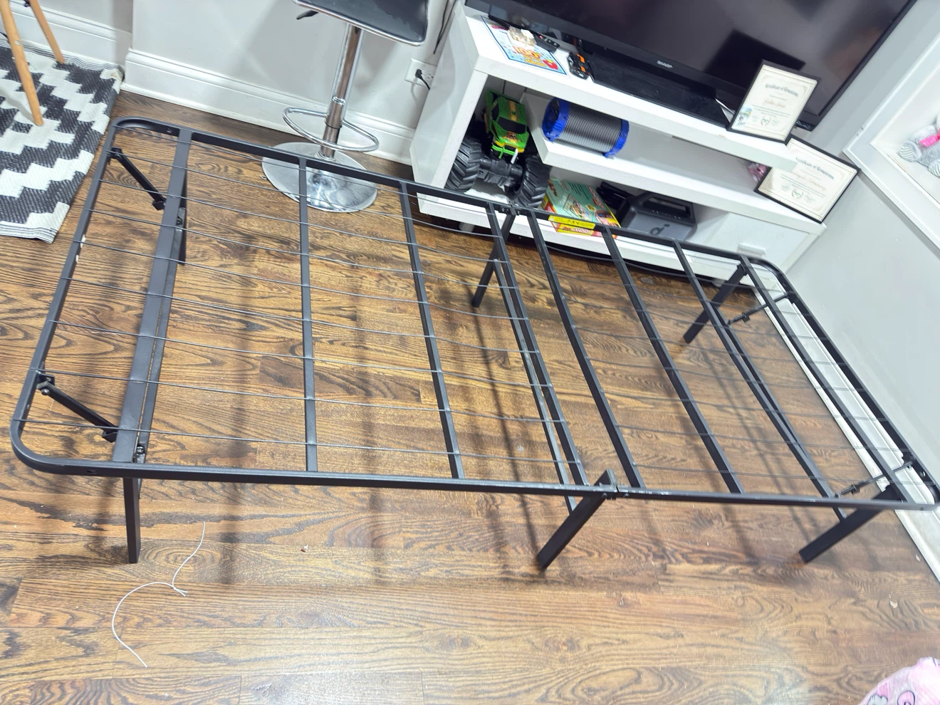 Metal Platform Bed Frame Twin Size - photo 2