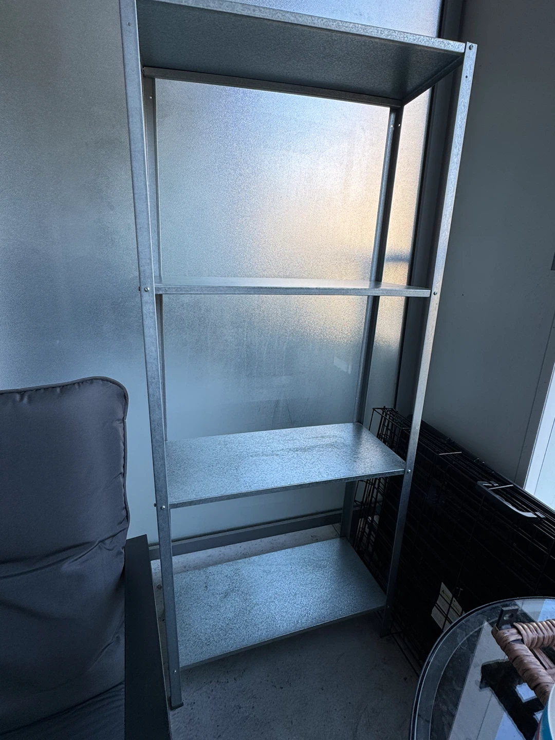Shelf Unit