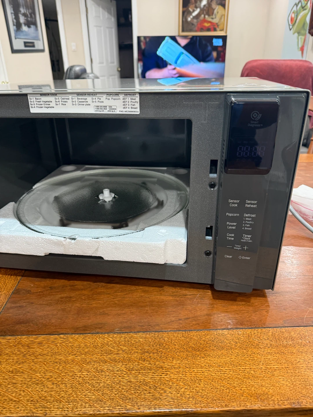 LG Smart Inverter Microwave Oven LMC1575SST - photo 4