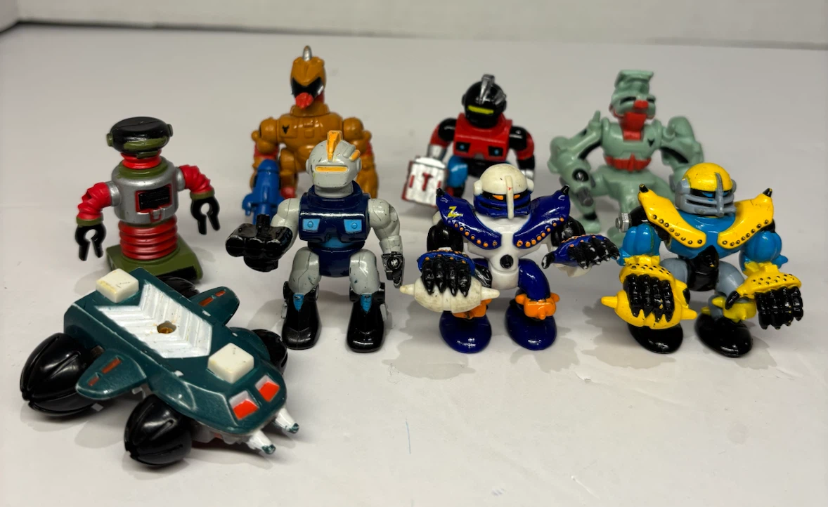 Lot of 8 Vintage Robot Micro Machines