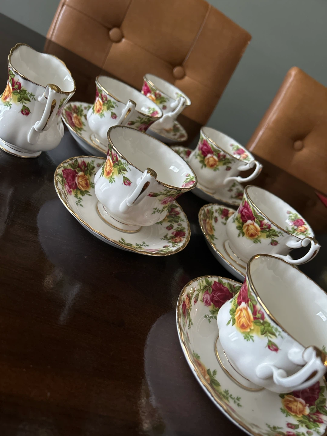 Royal Albert "Old Country Roses" Teacup & Saucer Set - photo 3
