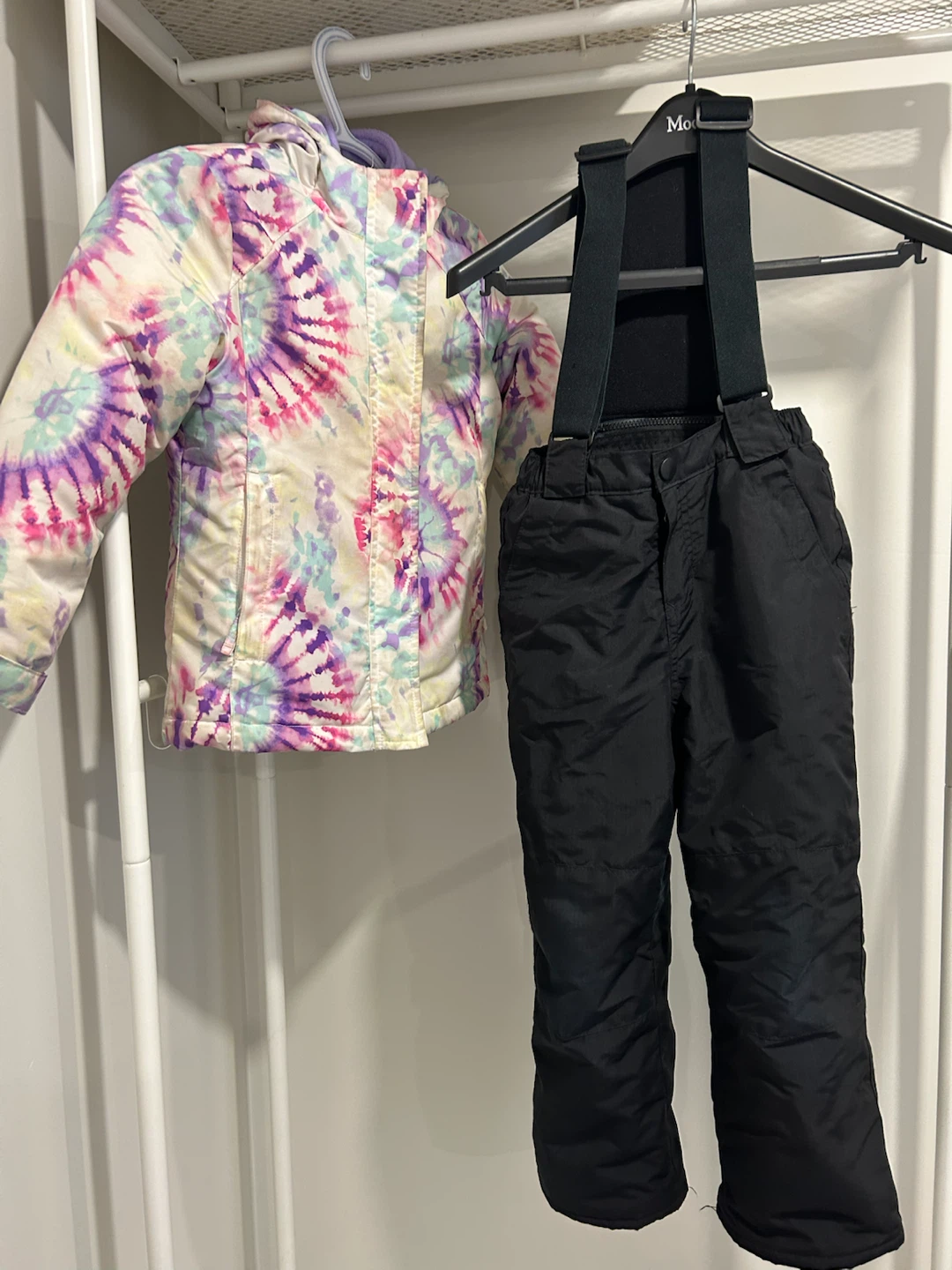 Girls Snowsuit - Tie Dye Jacket & Black Bib Pants - photo 2