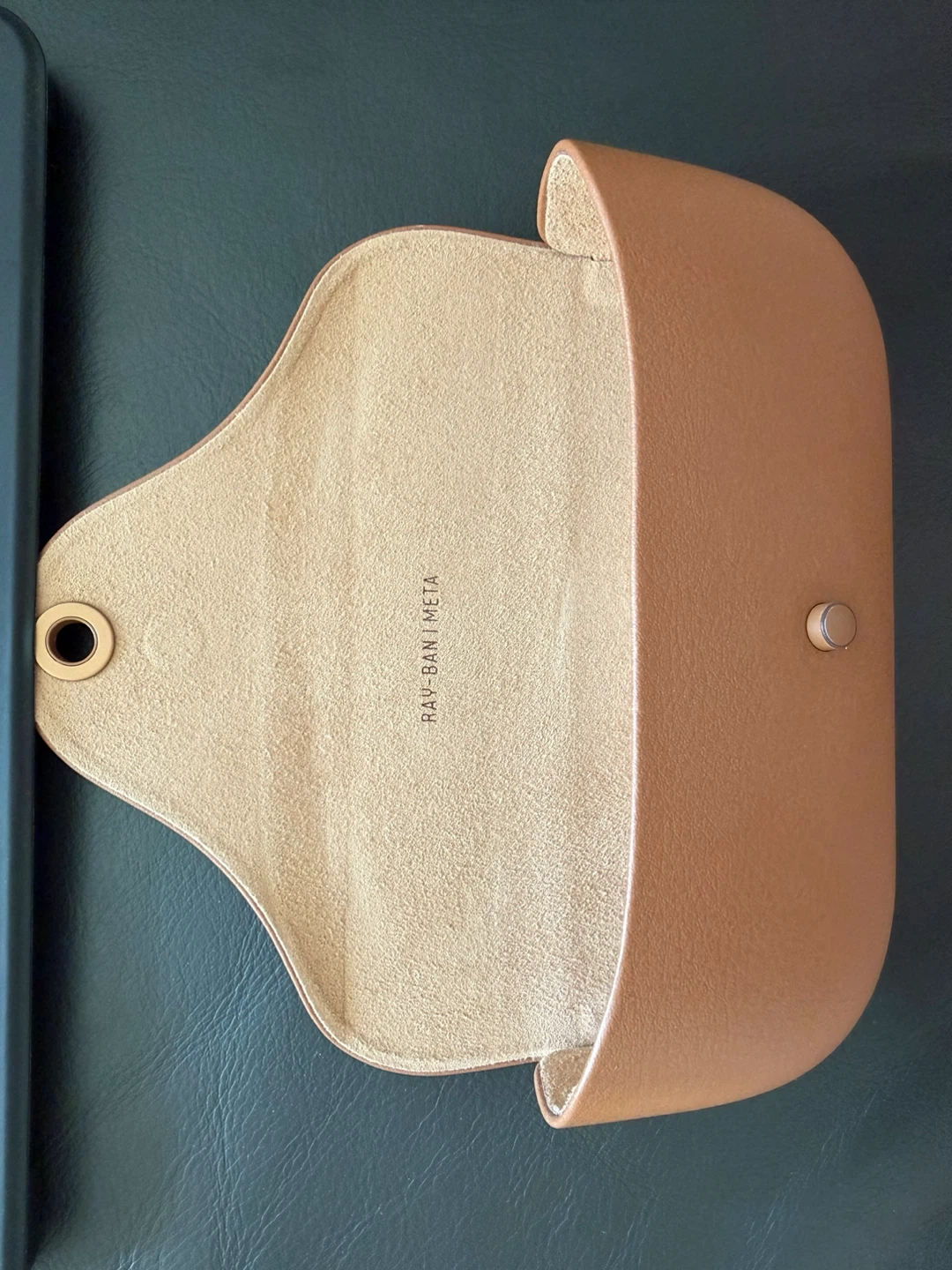 Ray-Ban Stories Smart Glasses - photo 4