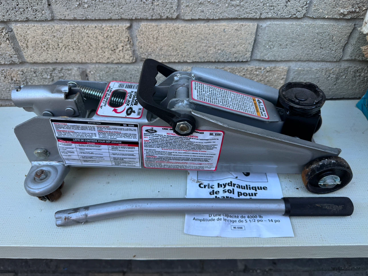 Mack Hydraulics 2-Ton Floor Jack - photo 3
