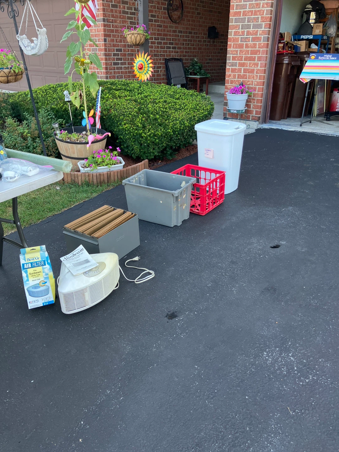 GARAGE SALE. 16517 Manchester St Tinley Park - photo 4