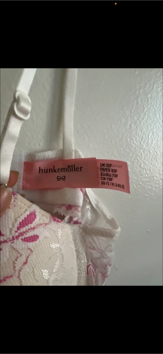 Hunkemöller Pink Floral Lace Bra 32F - photo 2