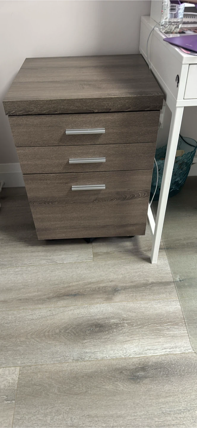 3-Drawer Mobile Filing Cabinet - photo 3