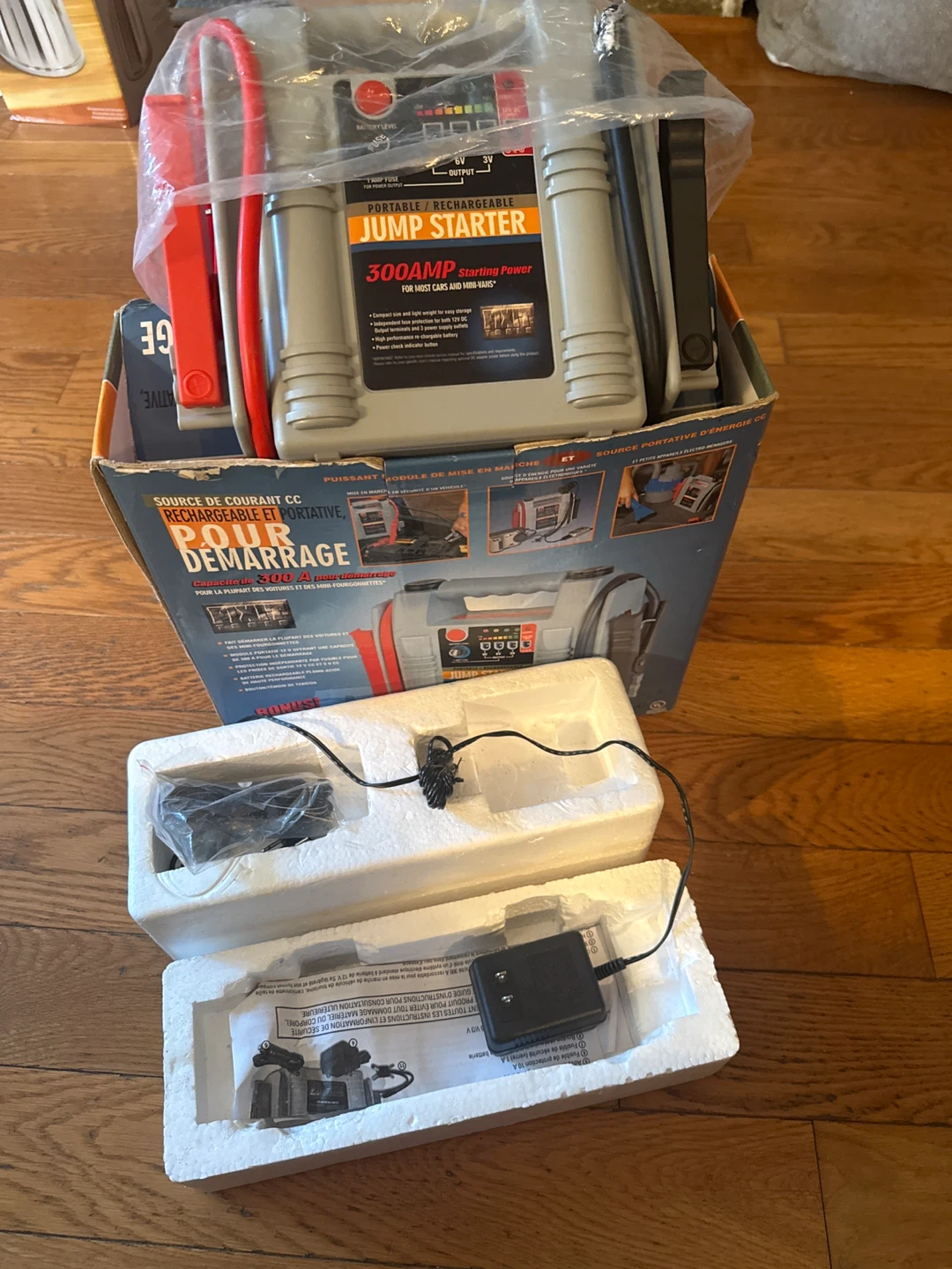 Portable 300 Amp Jump Starter - photo 2