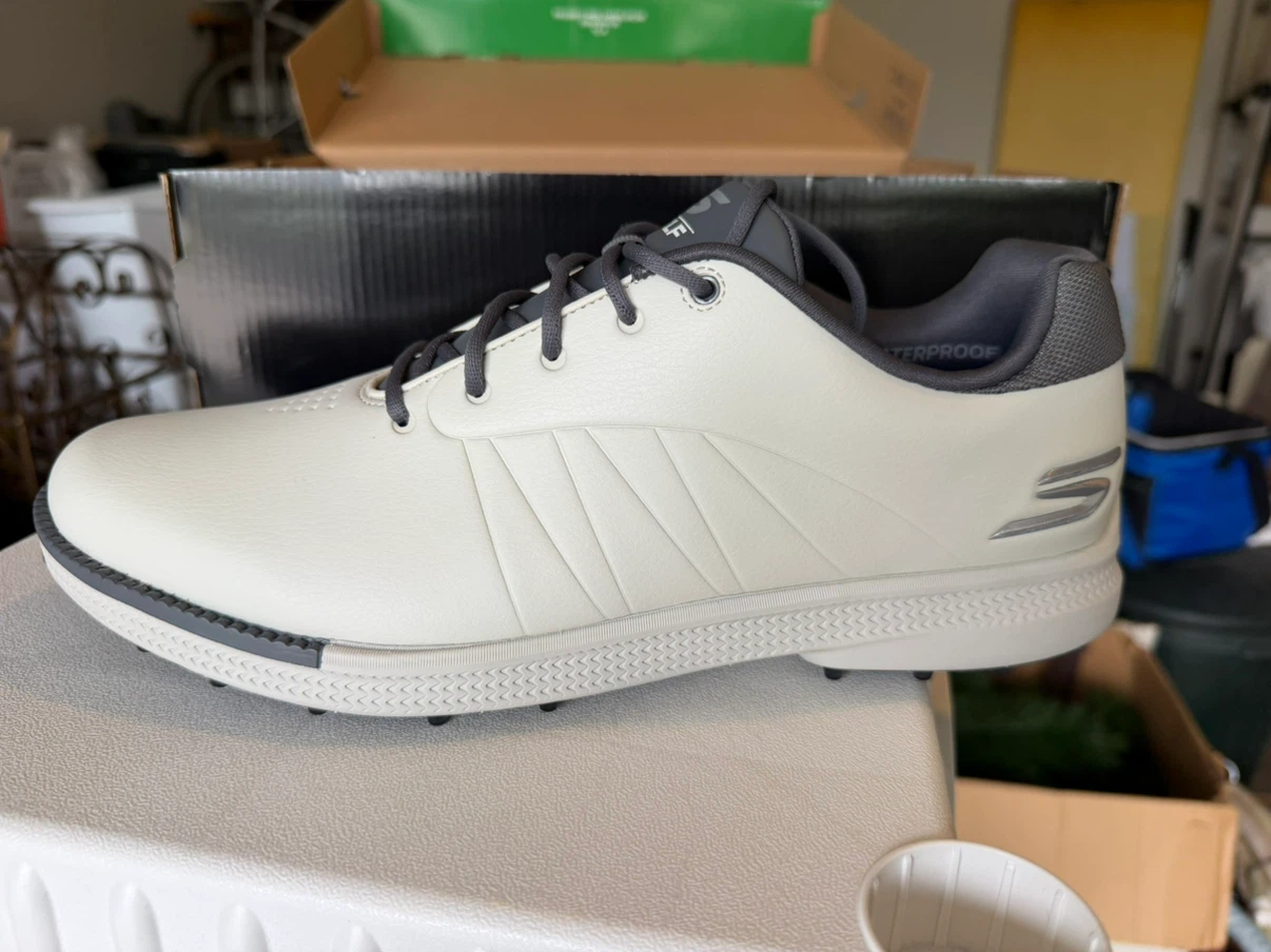 Men’s Golf Shoes Sketchers size 11
