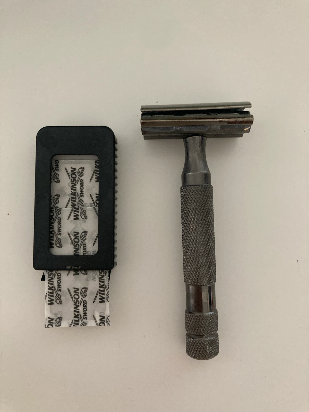 Wilkinson Sword Double Edge Safety Razor & Blades