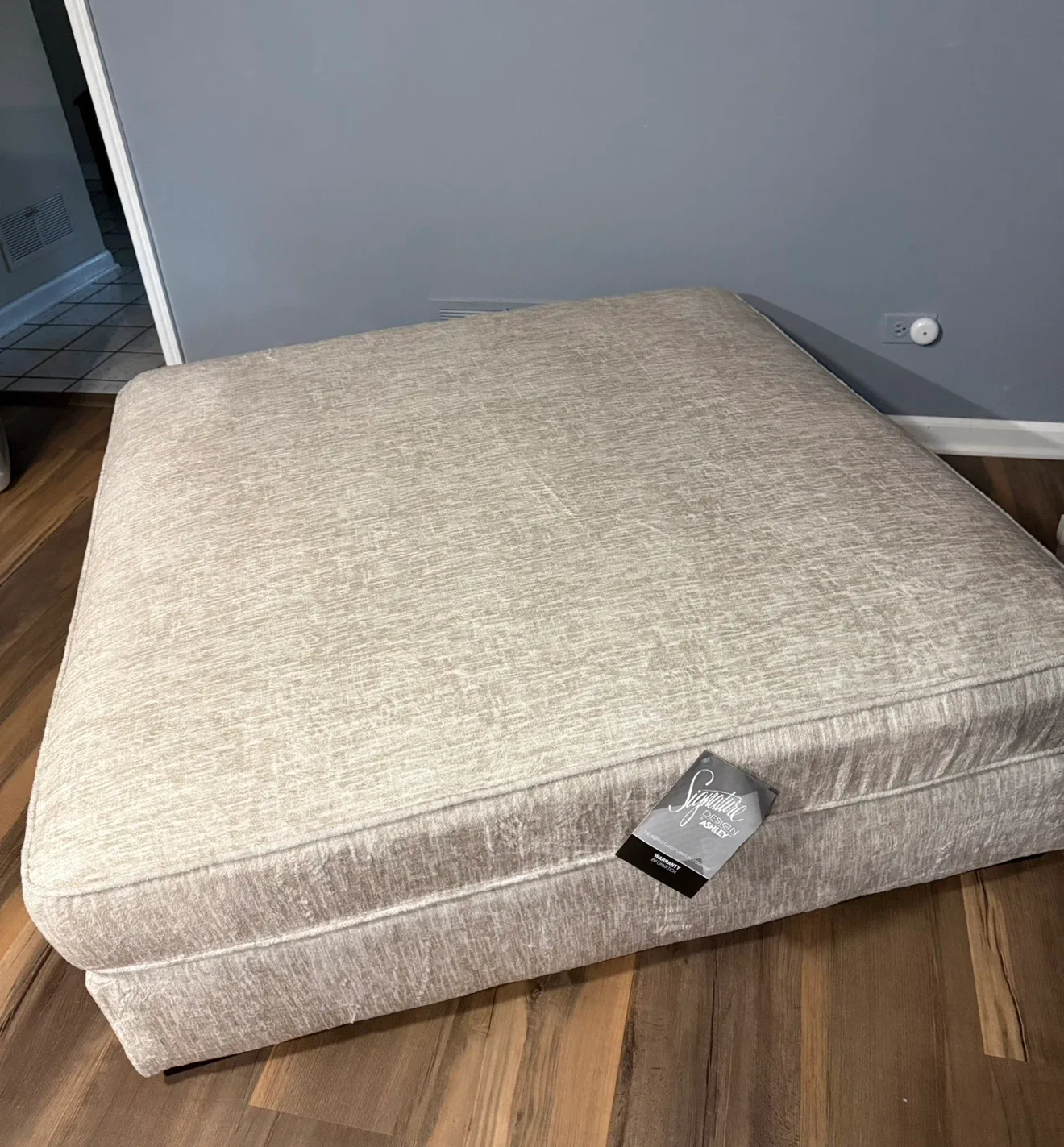 Signature Design by Ashley Rawcliffe Oversized Accent Ottoman - photo 2