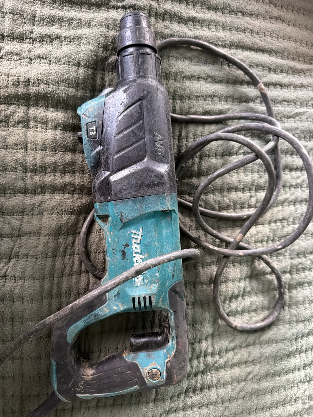 Makita HR2641 Rotary Hammer