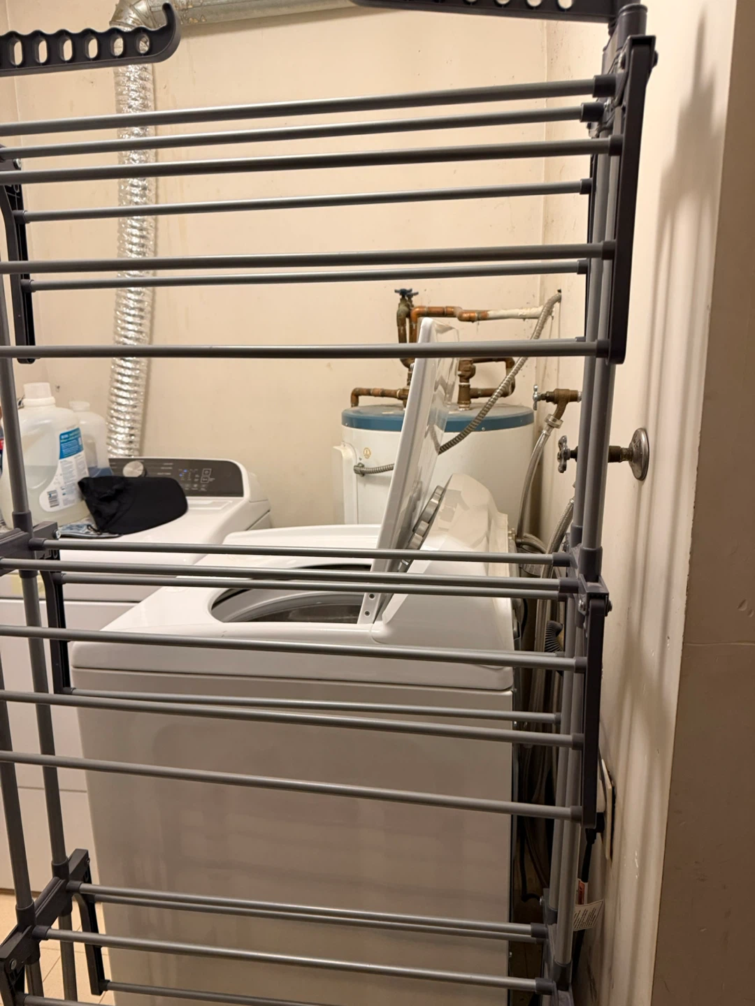 Laundry drying rack