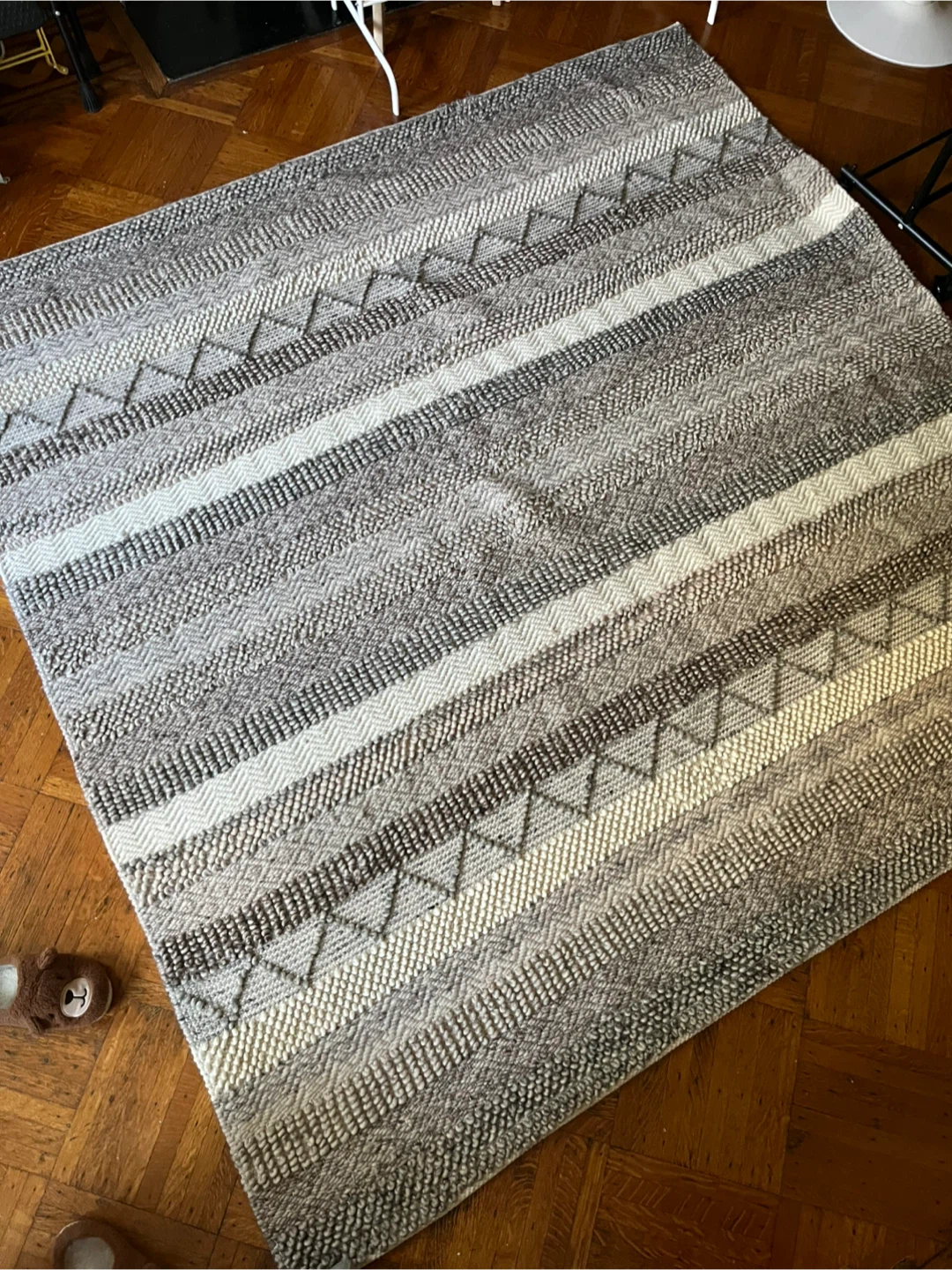 “Knitted” Cozy Area Rug