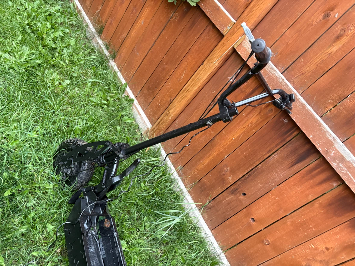Electric scooter black