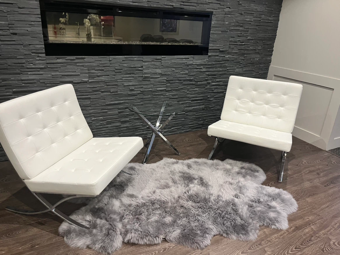 Modern White Accent Chairs - photo 2