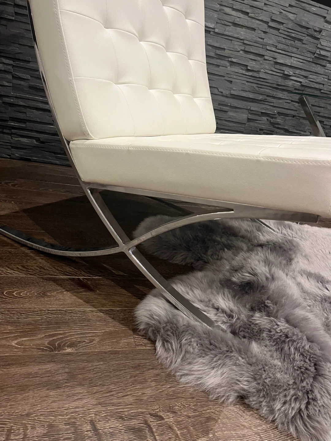 Modern White Accent Chairs - photo 4
