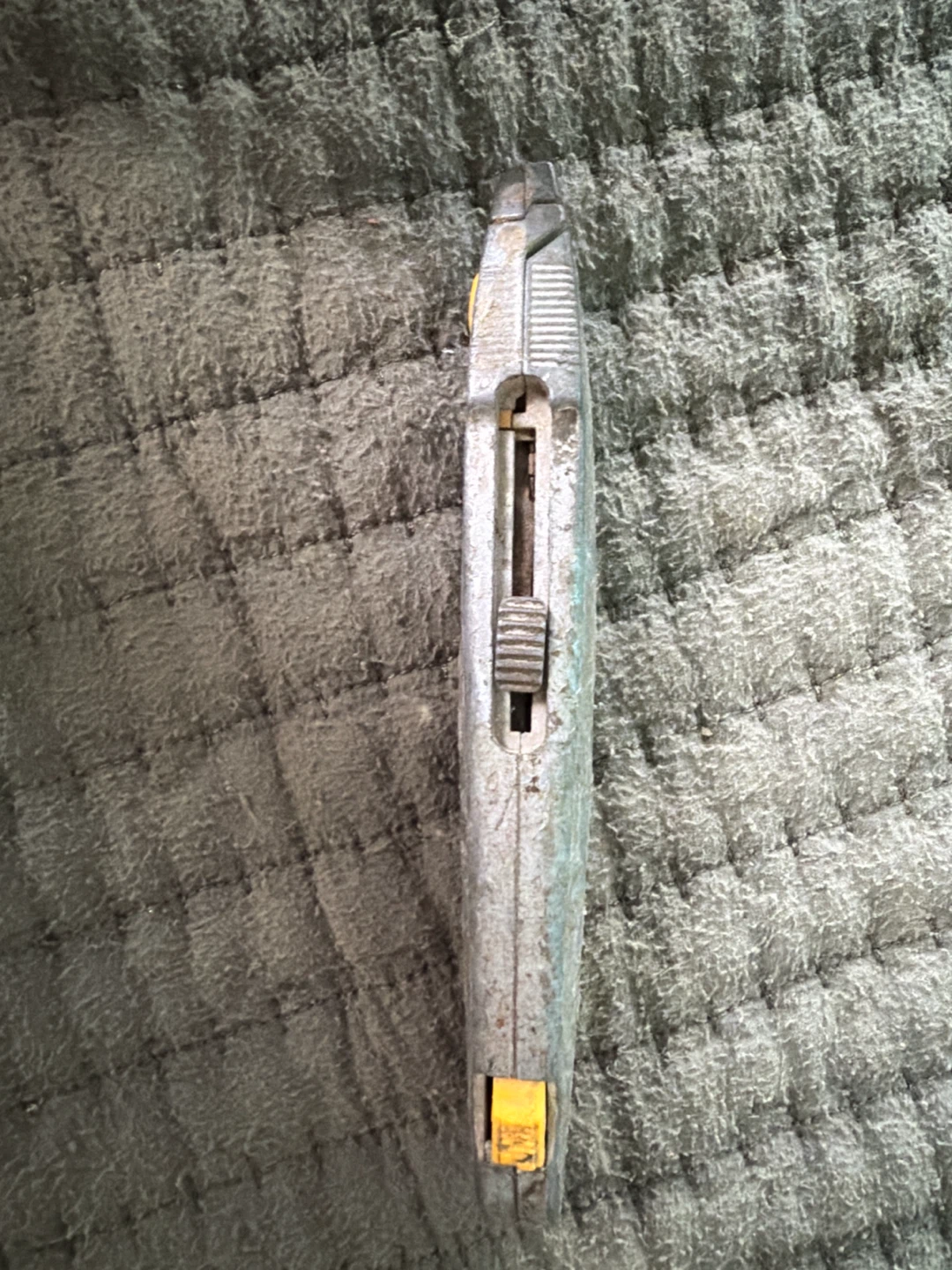 DeWalt and Stanley Utility Knives - photo 3