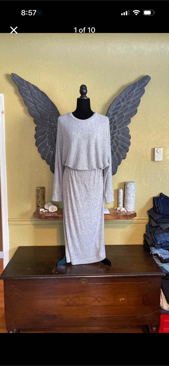 Ricki’s Soft Long-sleeve oversized Maxi Dress