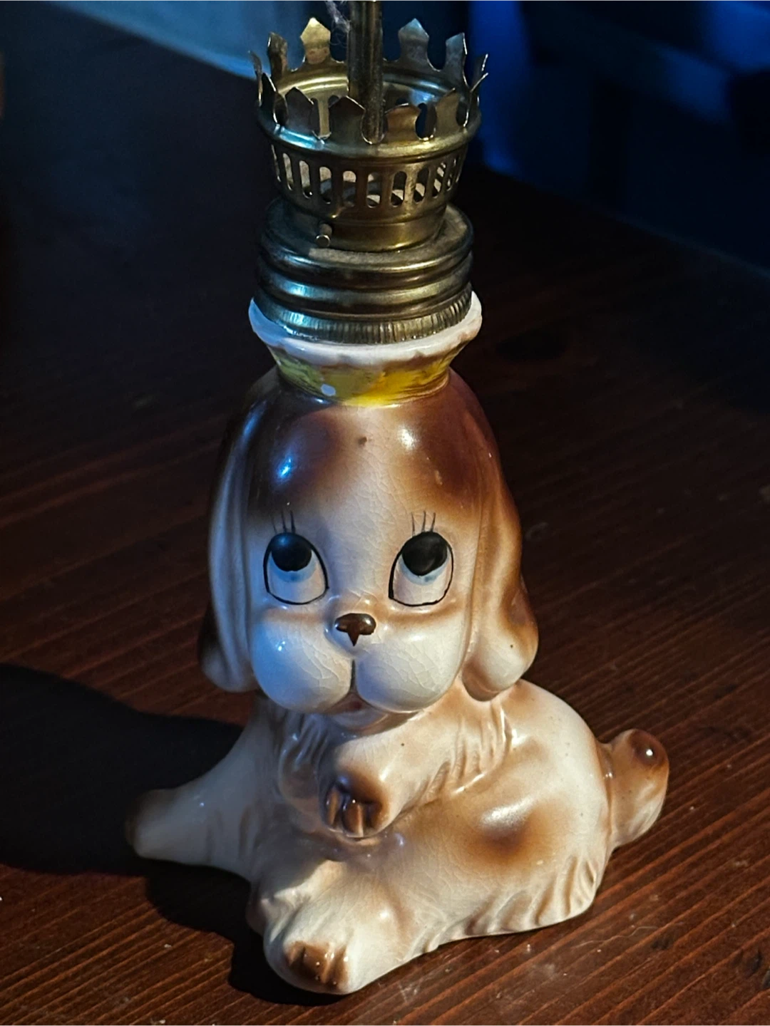 Vintage ceramic dog oil lamp