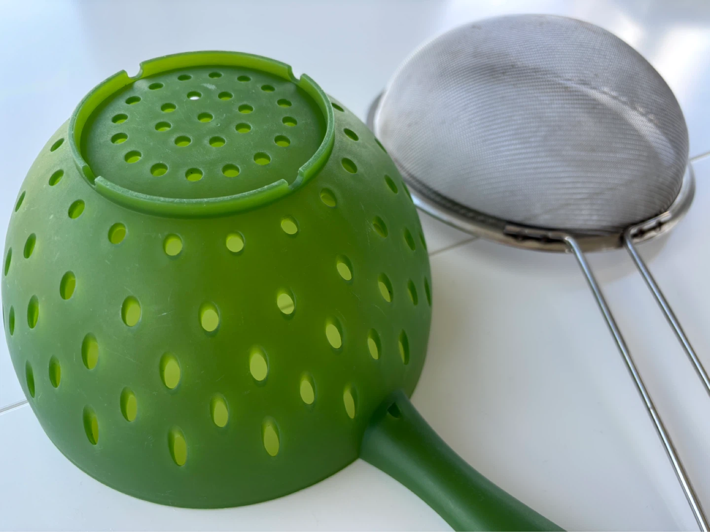 Two kitchen colanders - photo 3