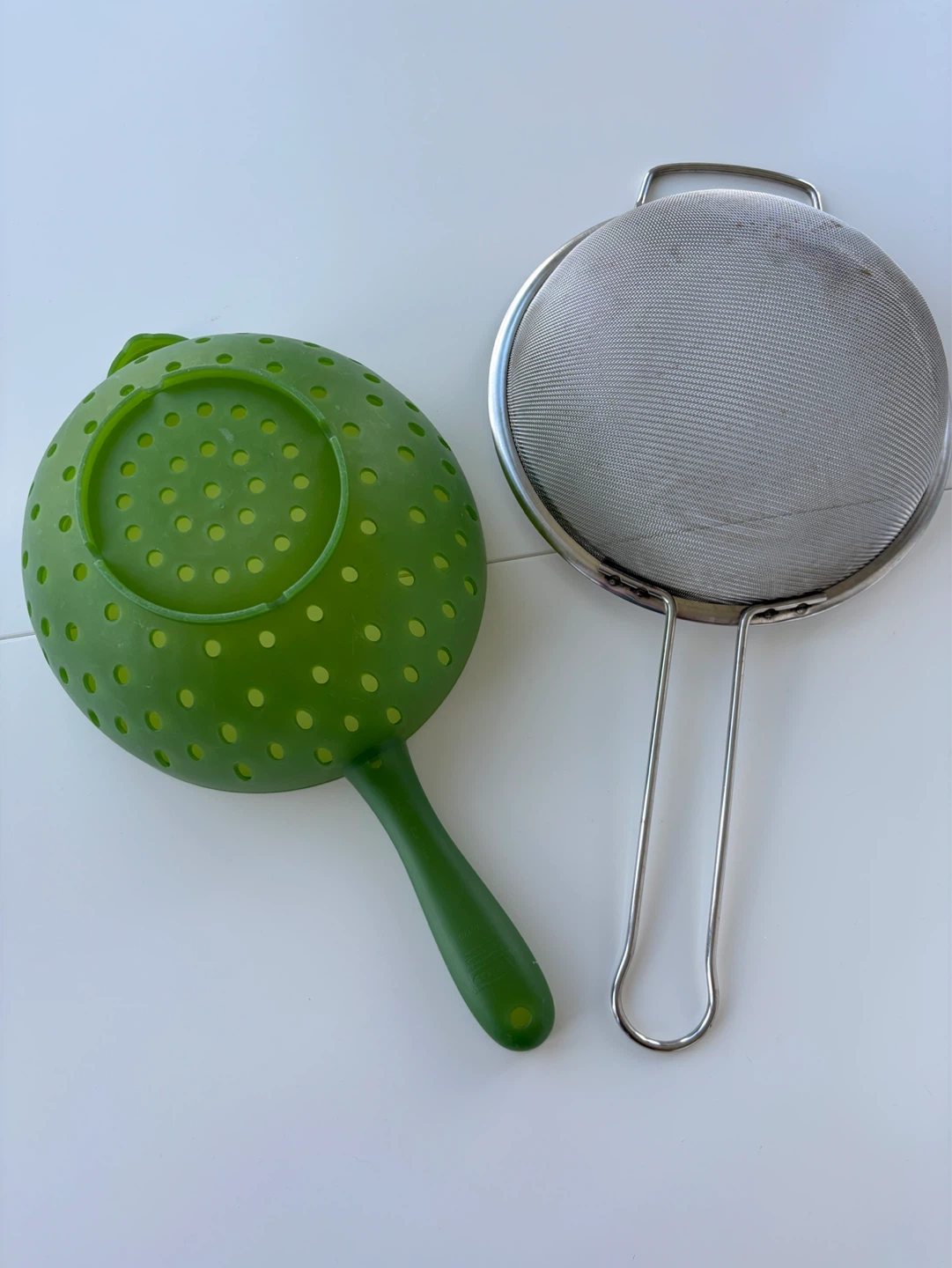 Two kitchen colanders - photo 2