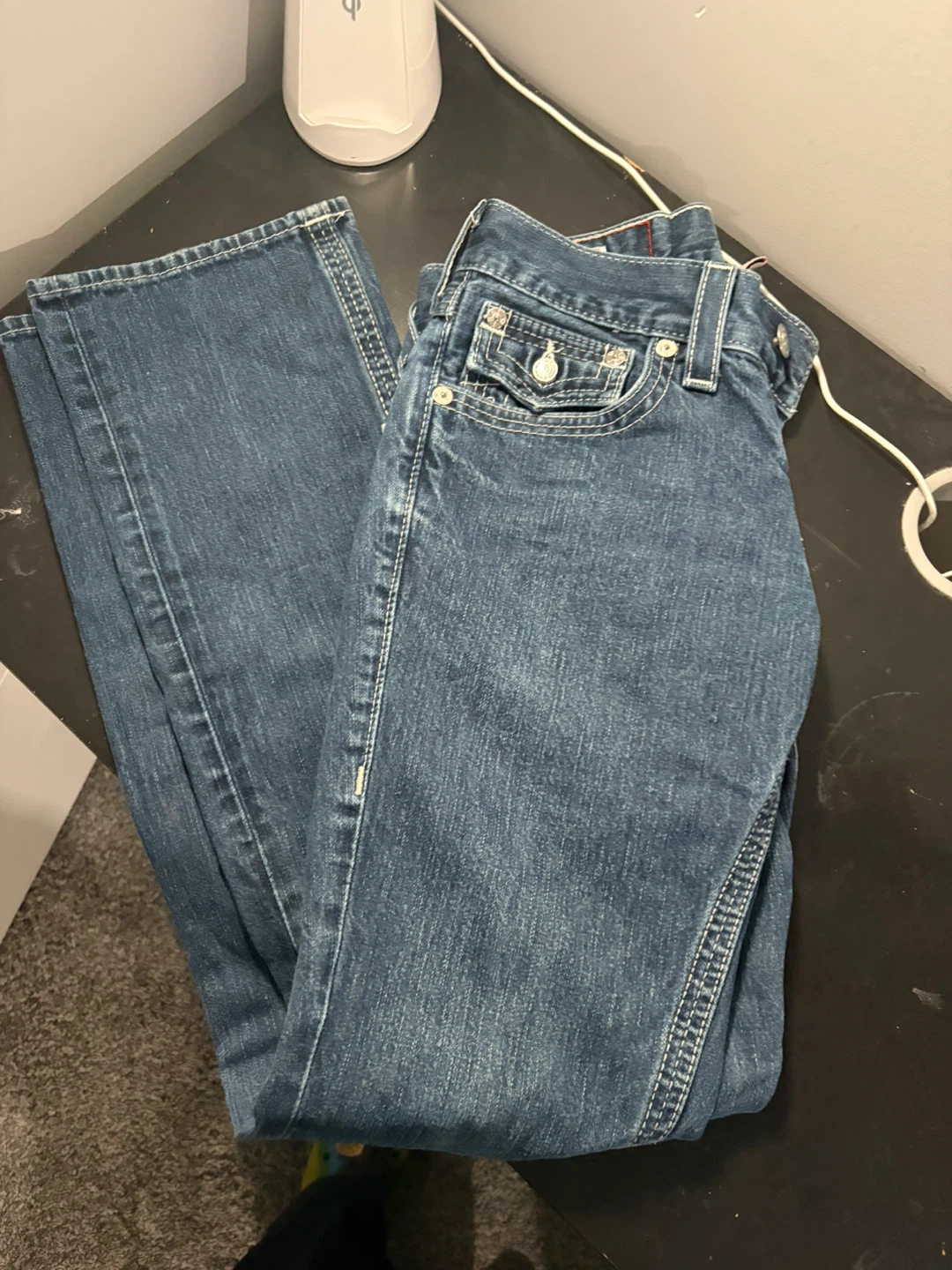 Jeans and winter boots - photo 2