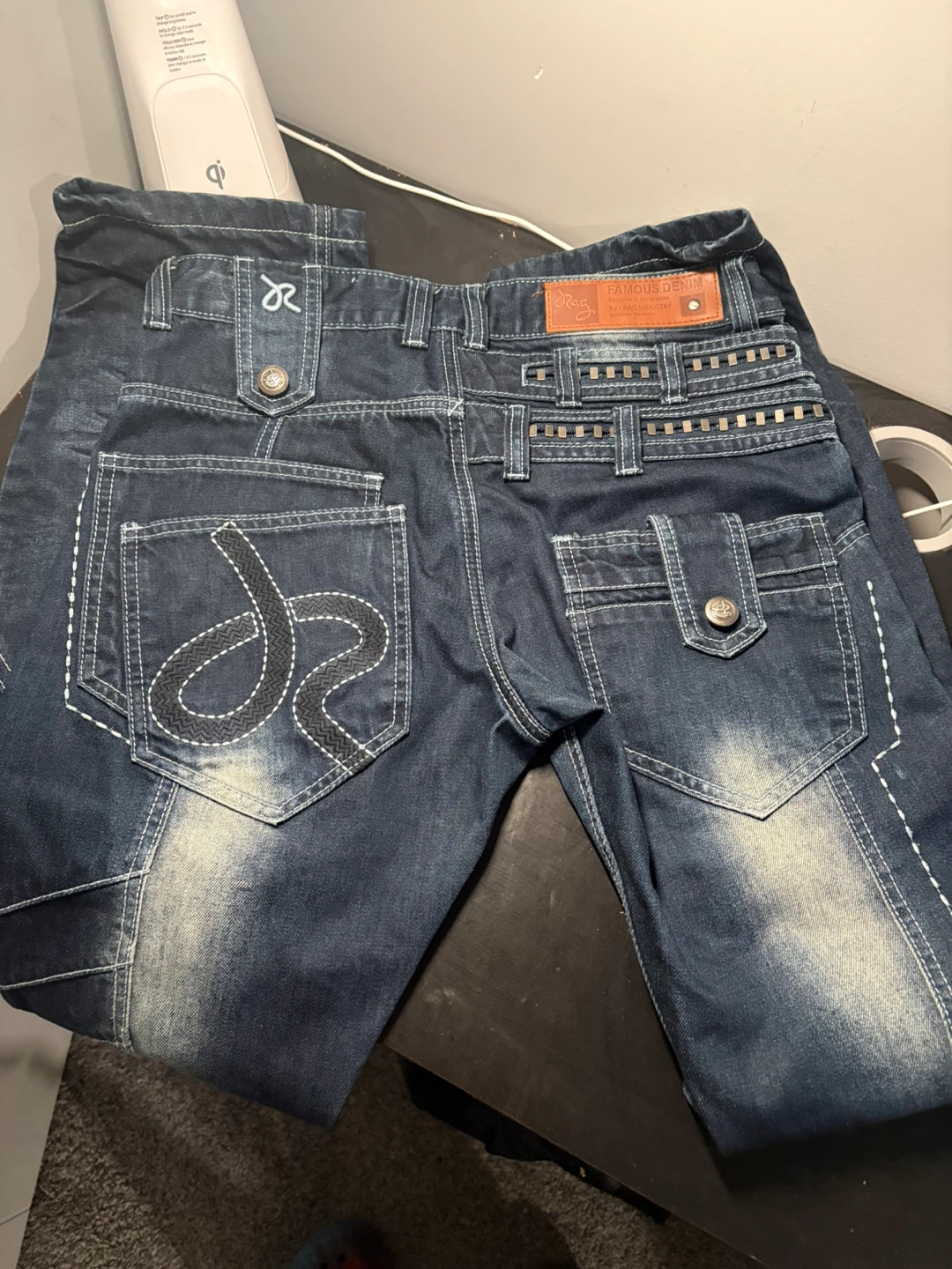 Jeans and winter boots - photo 5