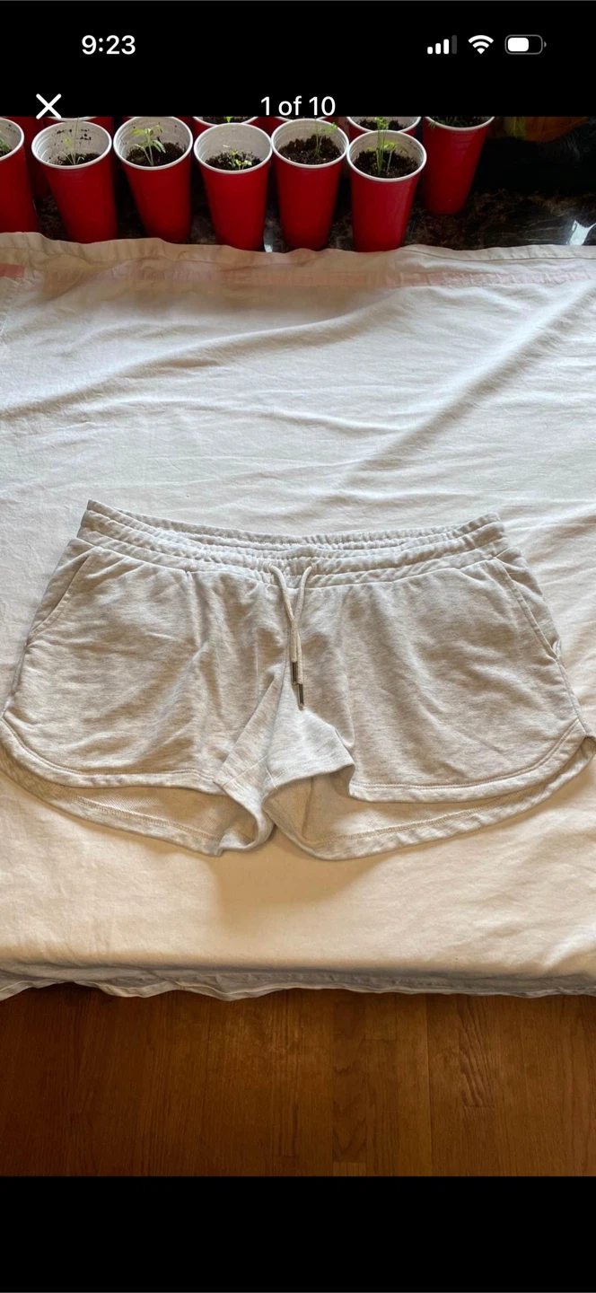 H&M Mama Marled Sweat Shorts