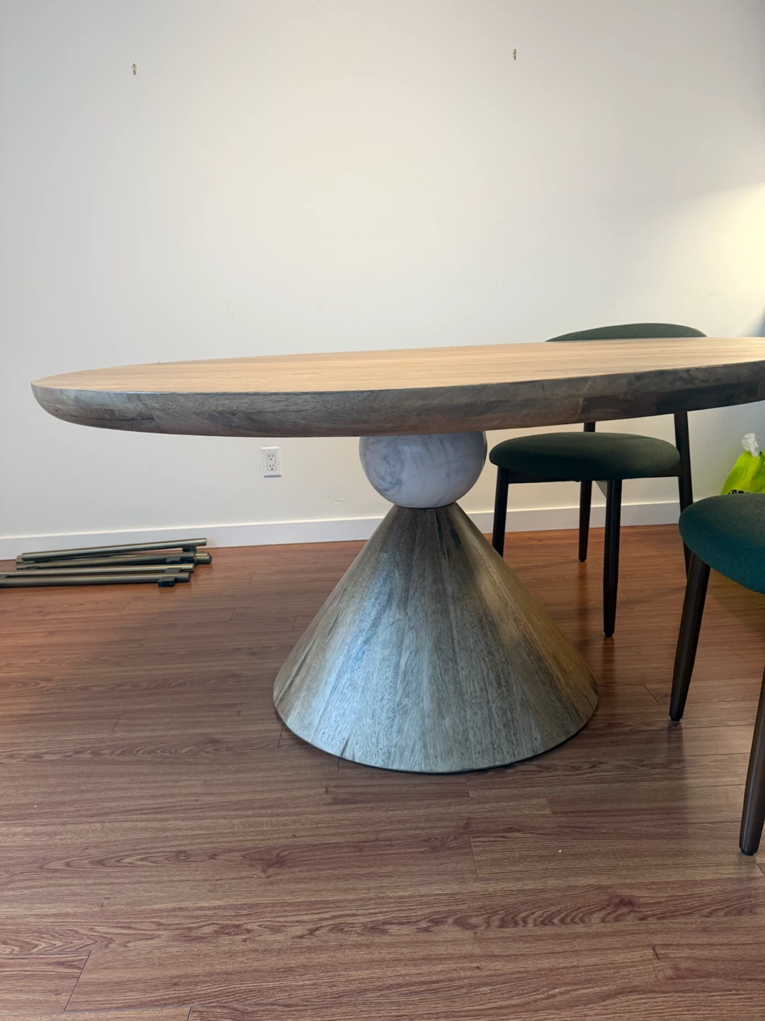 Round Dining Table