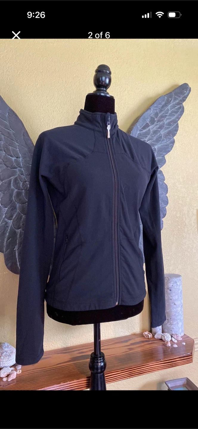 Lululemon Black Shape Up Jacket - photo 2