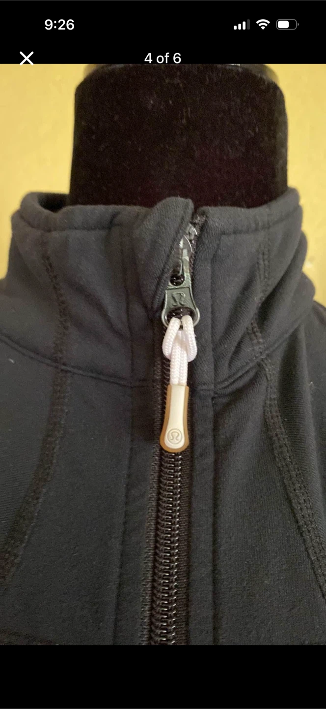 Lululemon Black Shape Up Jacket - photo 4