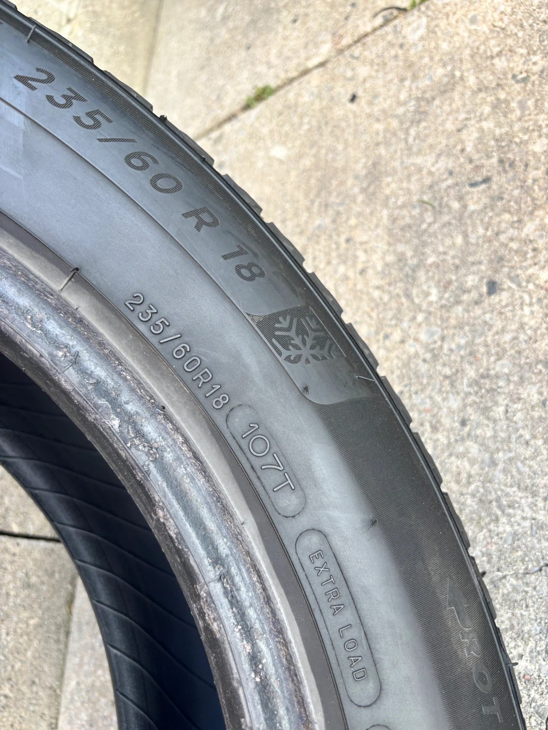 Michelin X-Ice Snow SUV Tire 235/60R18 - photo 2